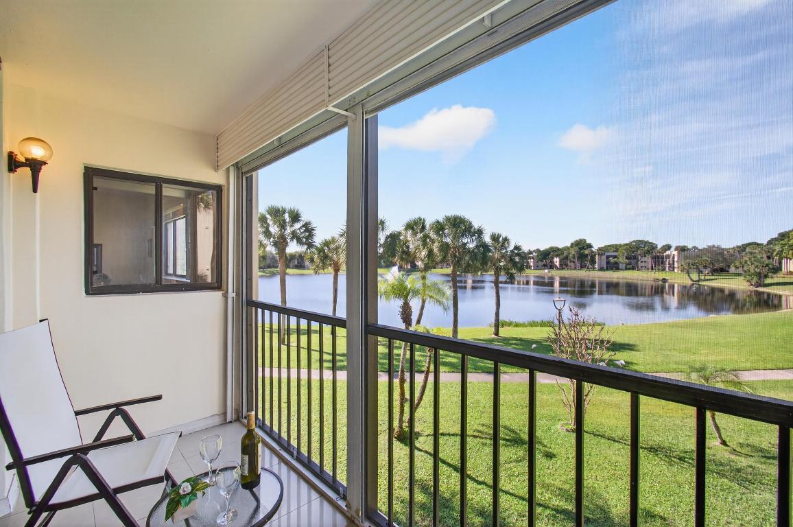 5130 Las Verdes #207 Delray Beach, FL 33484