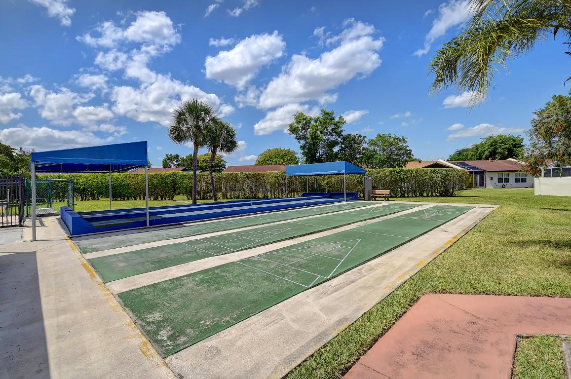 5130 Las Verdes #207 Delray Beach, FL 33484