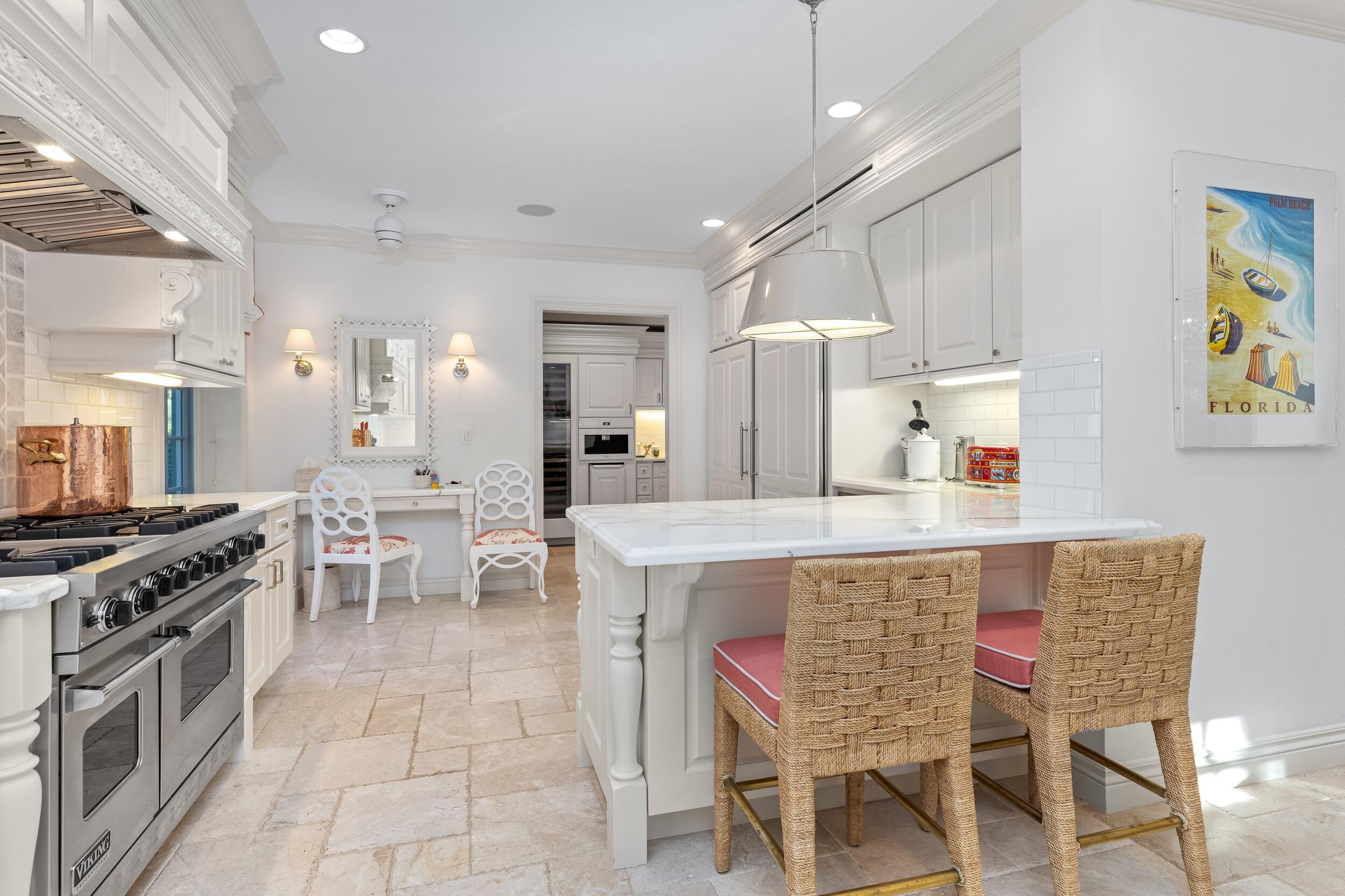 9 Via Vizcaya Palm Beach, FL 33480