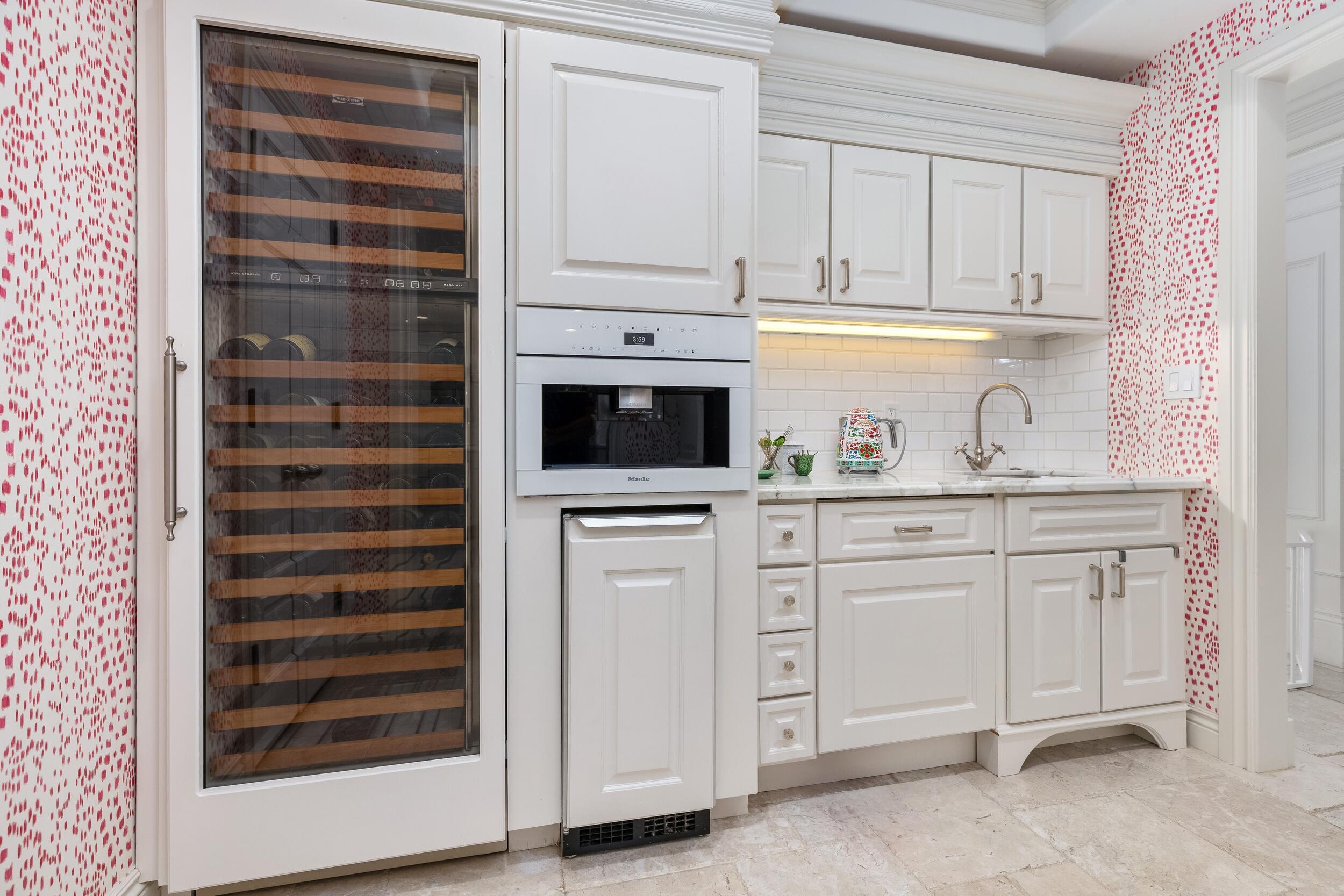 9 Via Vizcaya Palm Beach, FL 33480