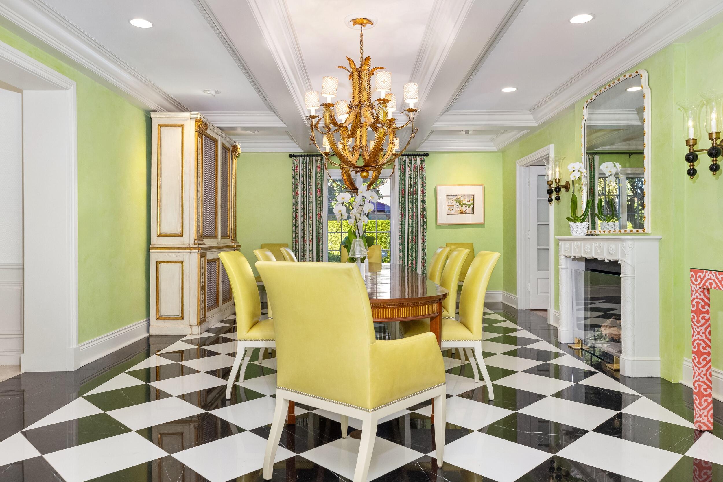 9 Via Vizcaya Palm Beach, FL 33480