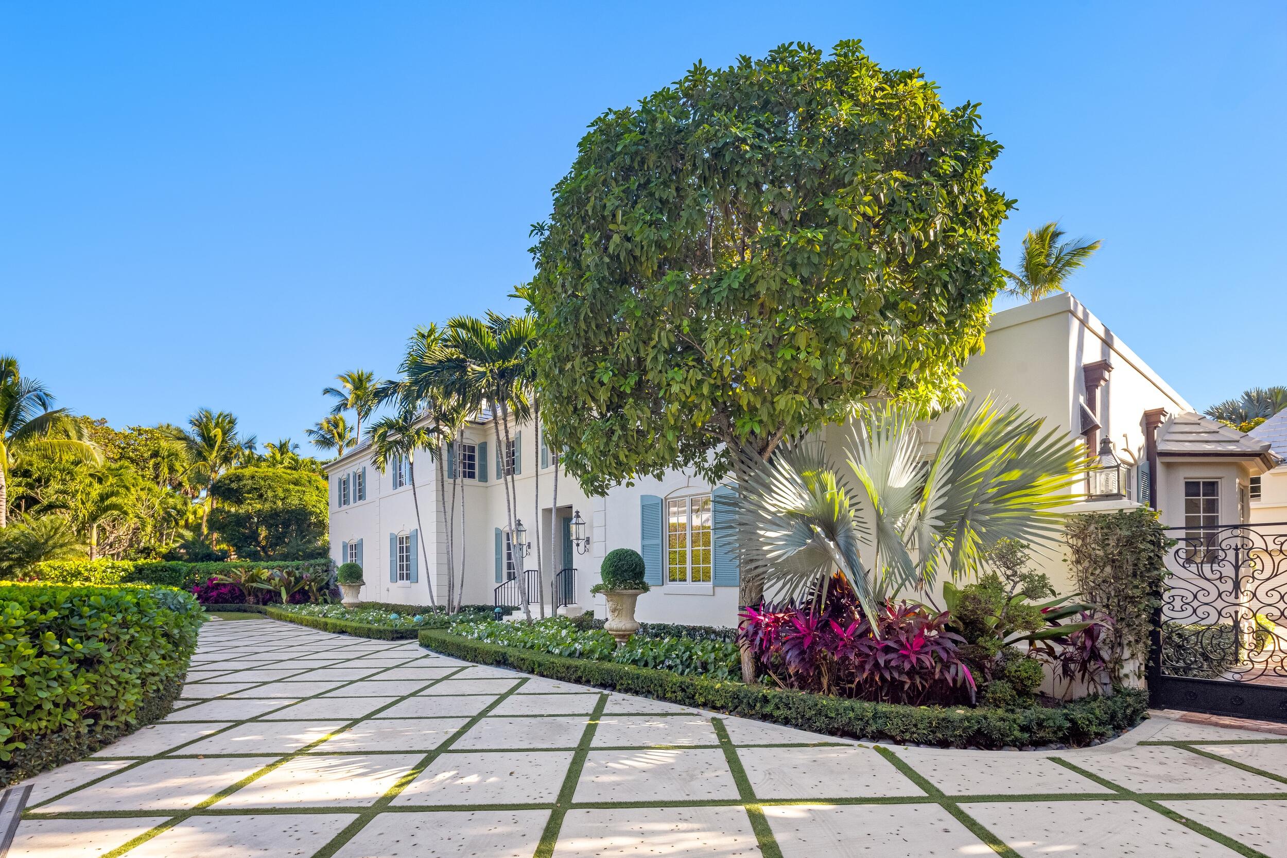 9 Via Vizcaya Palm Beach, FL 33480