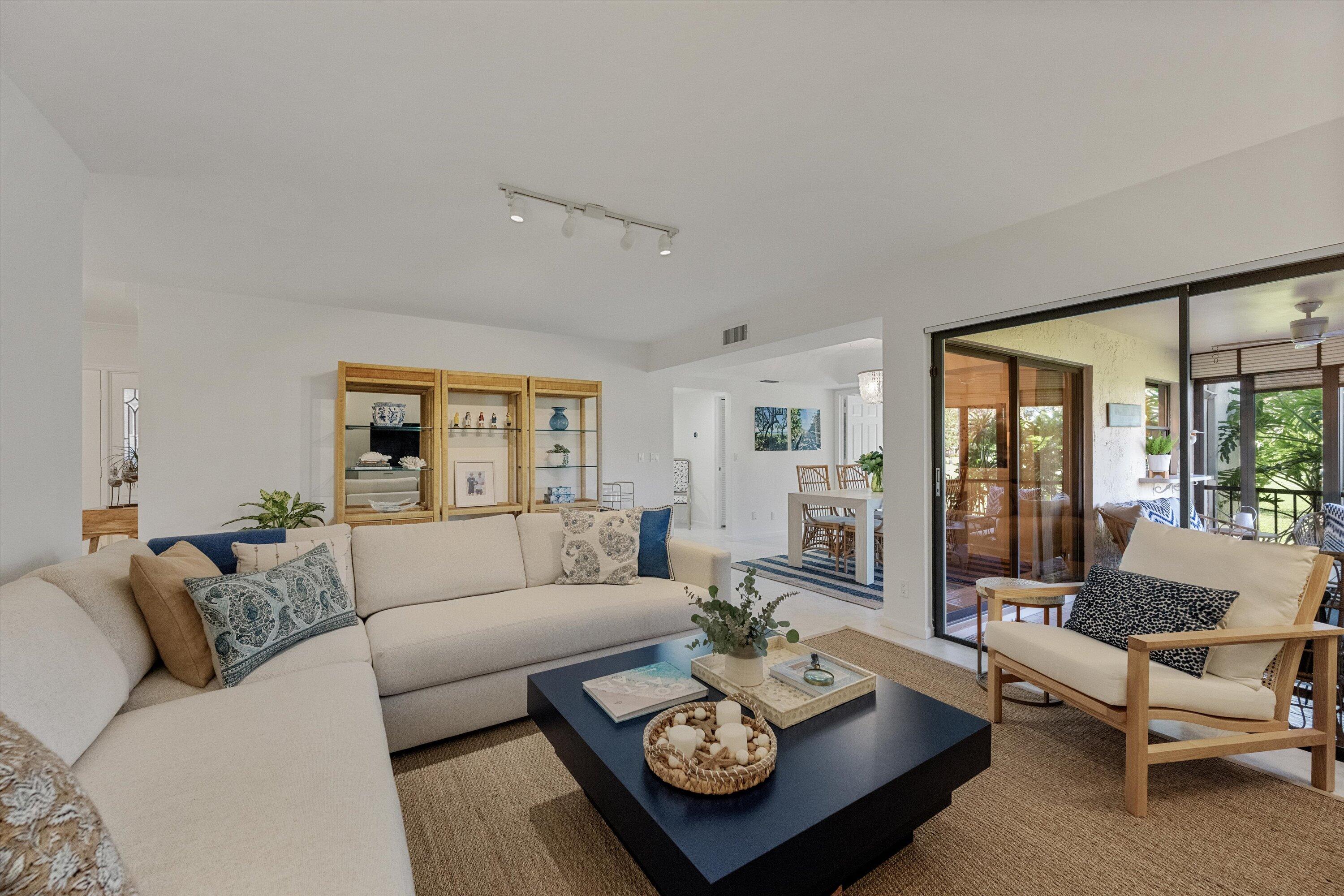 17166 Waterbend #111