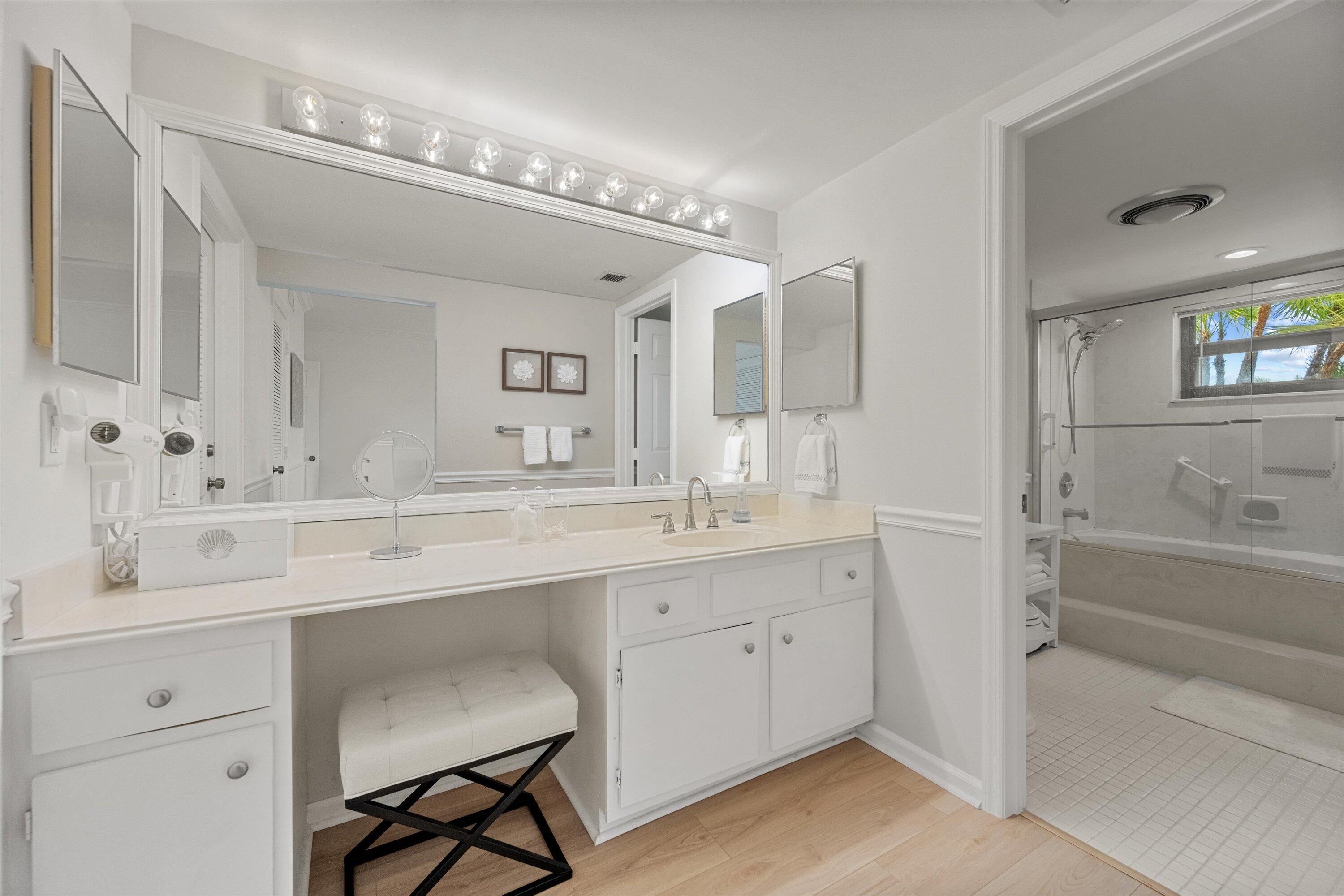 17166 Waterbend #111 Jupiter, FL 33477