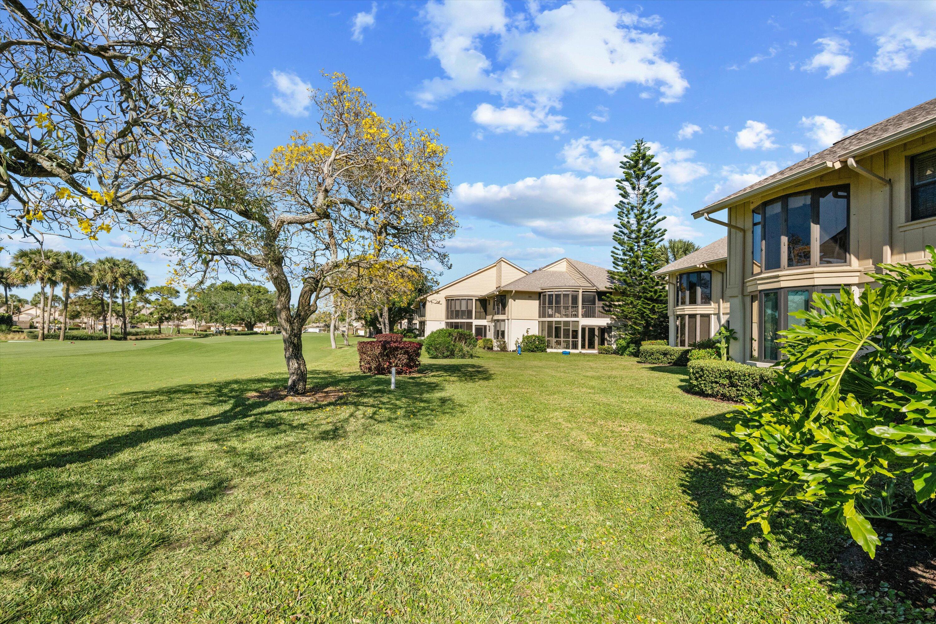 17166 Waterbend #111 Jupiter, FL 33477