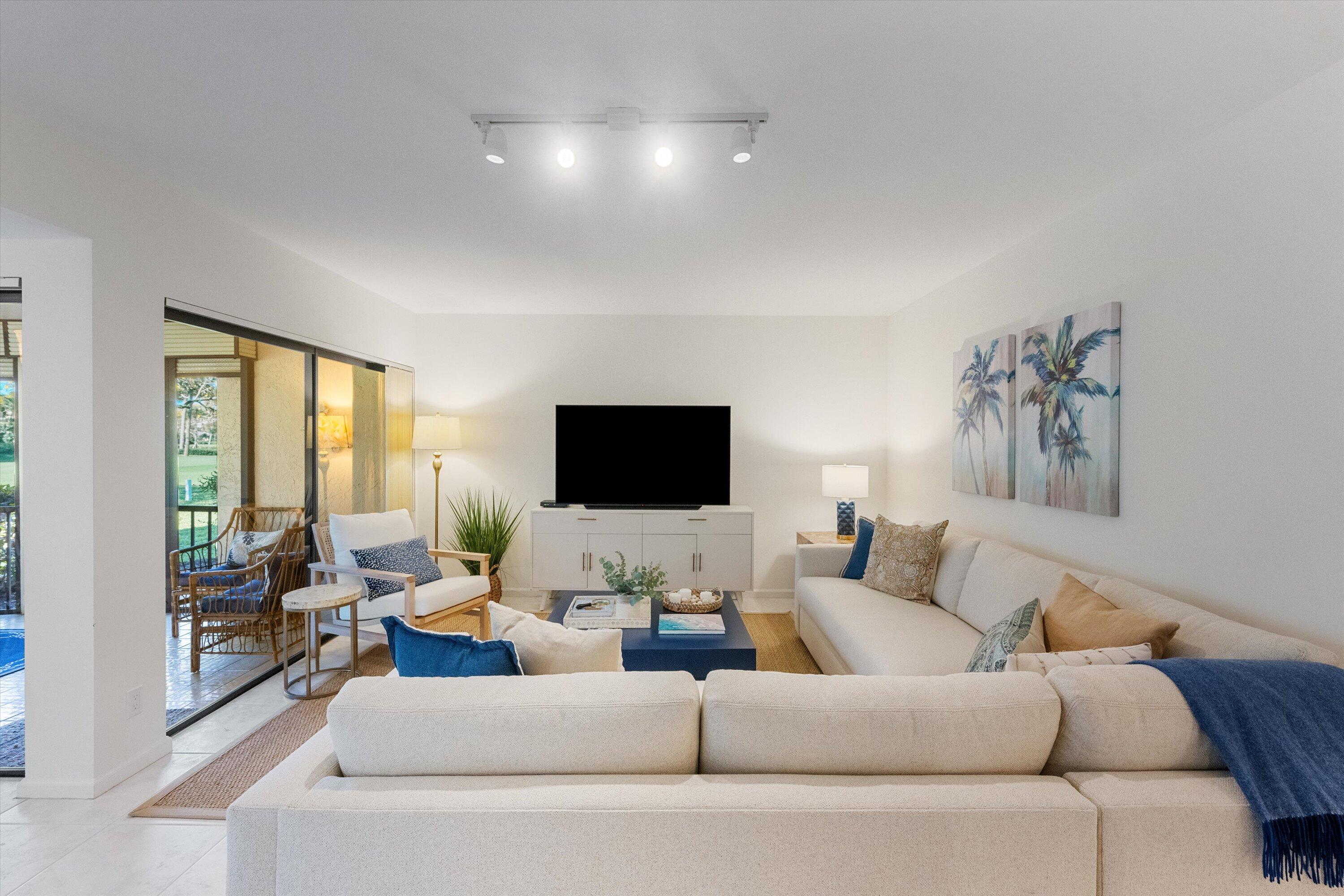 17166 Waterbend #111 Jupiter, FL 33477