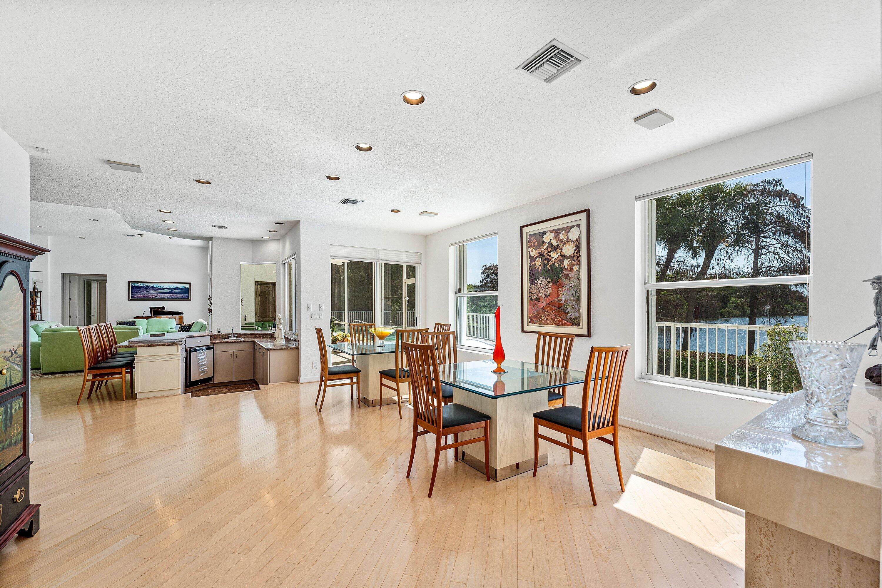 4 Sutton Boynton Beach, FL 33436