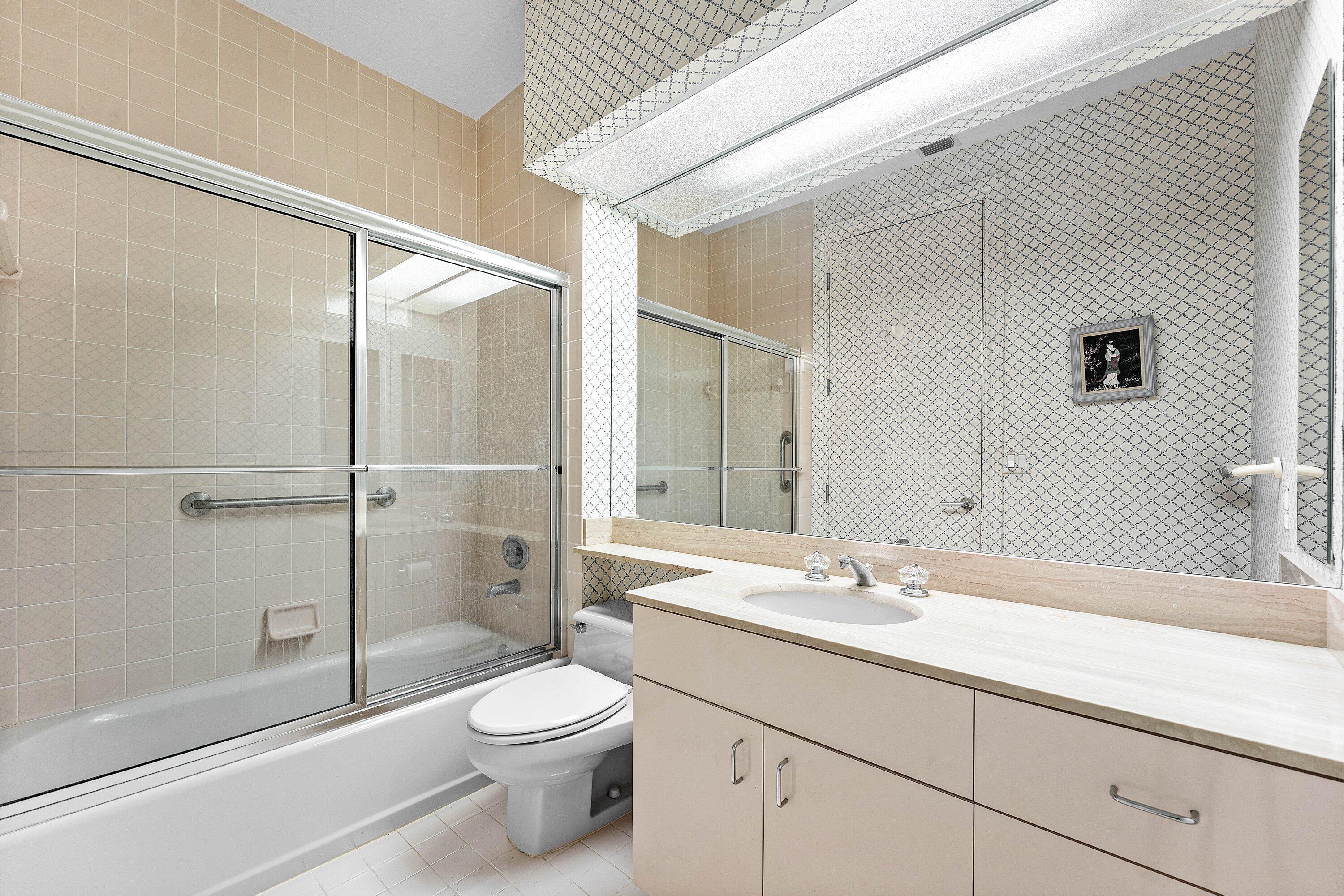 4 Sutton Boynton Beach, FL 33436