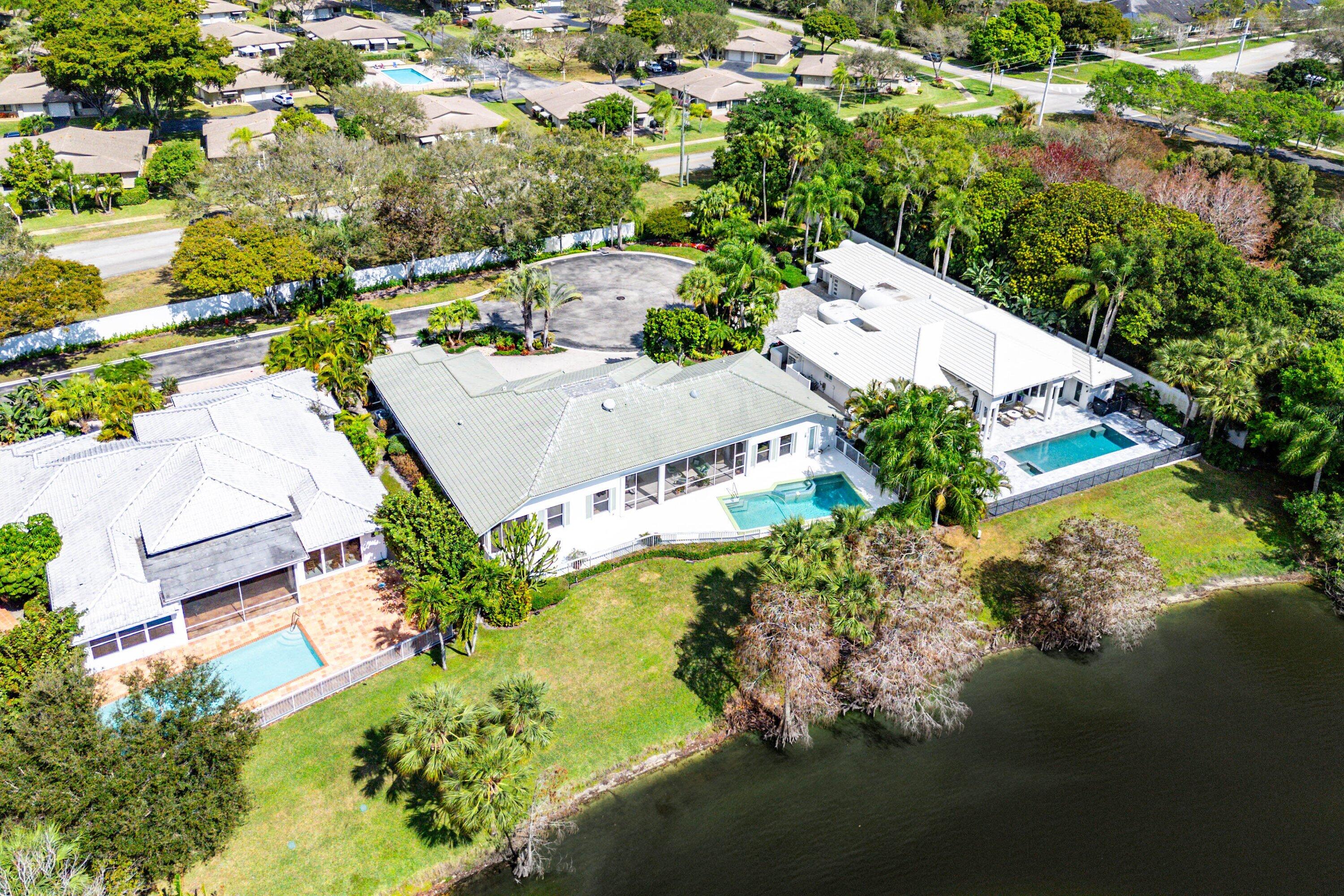 4 Sutton Boynton Beach, FL 33436