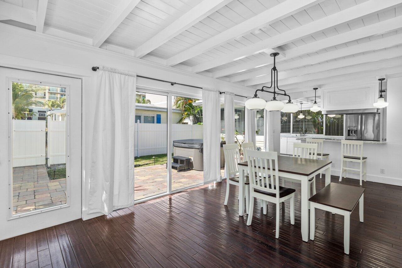 126 NE 4th Delray Beach, FL 33483