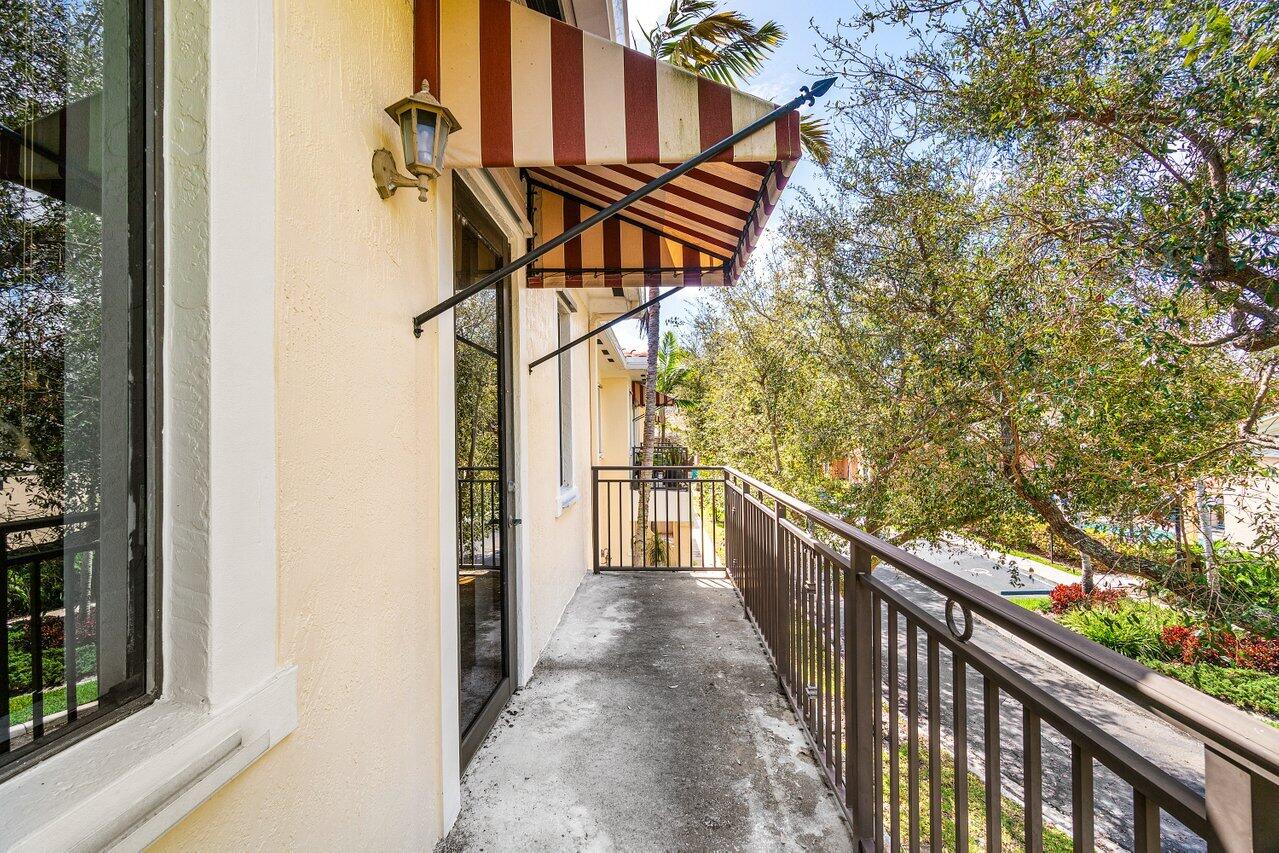 2501 Venetian Boynton Beach, FL 33426