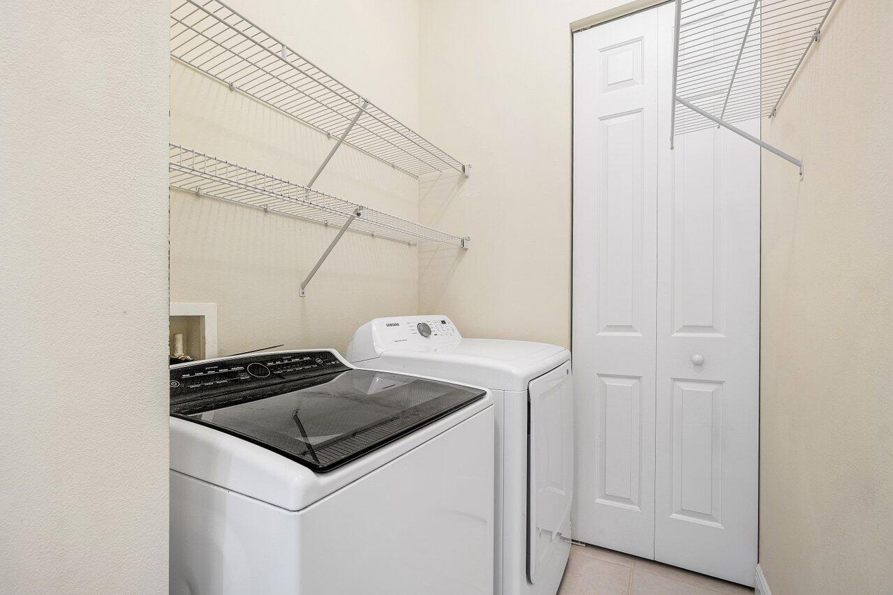 2501 Venetian Boynton Beach, FL 33426