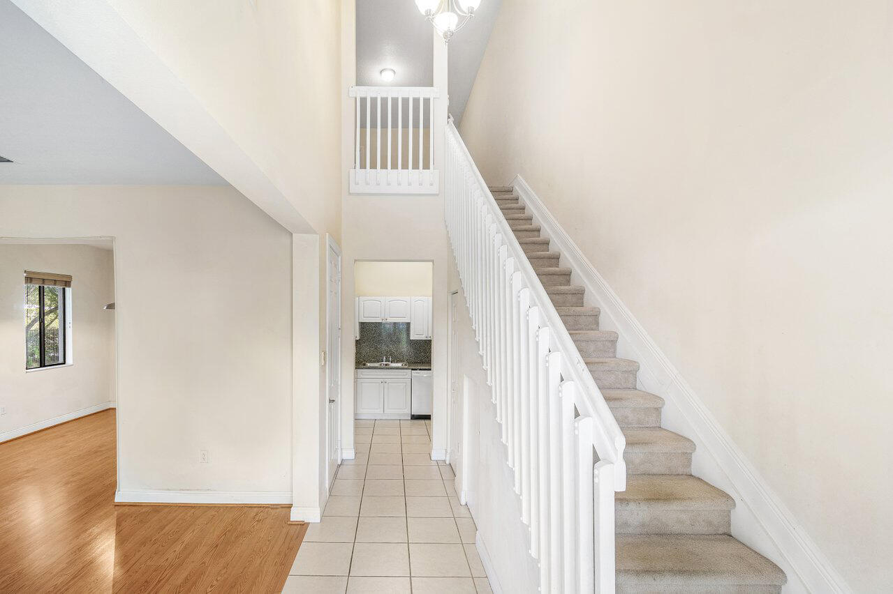 2501 Venetian Boynton Beach, FL 33426