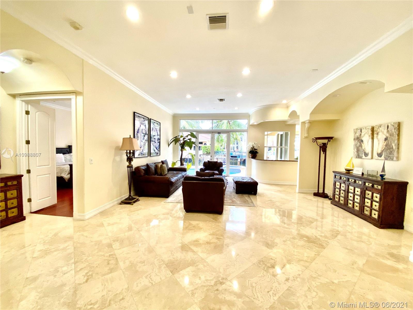 Undisclosed Address Hollywood, FL 33019