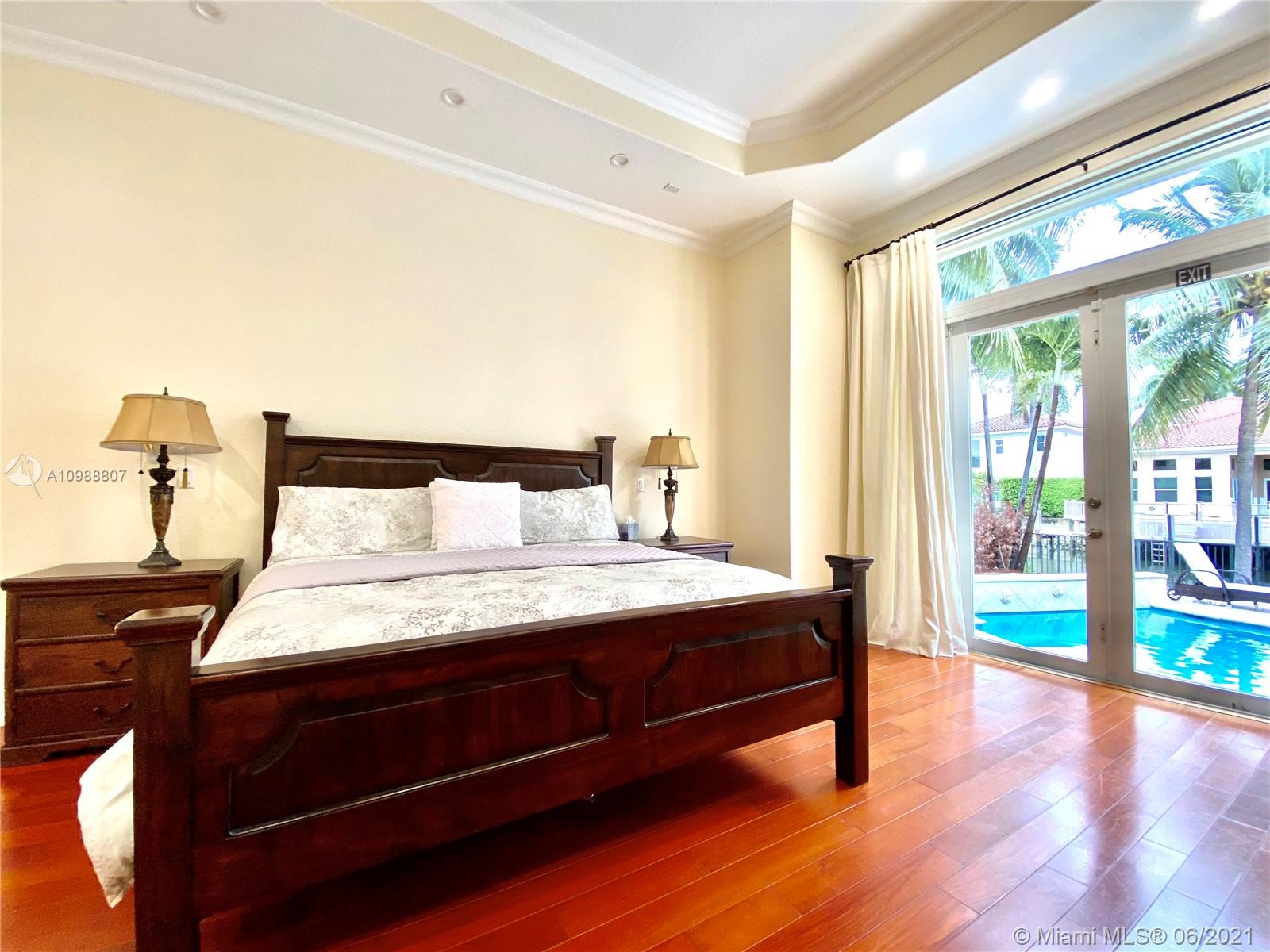 Undisclosed Address Hollywood, FL 33019