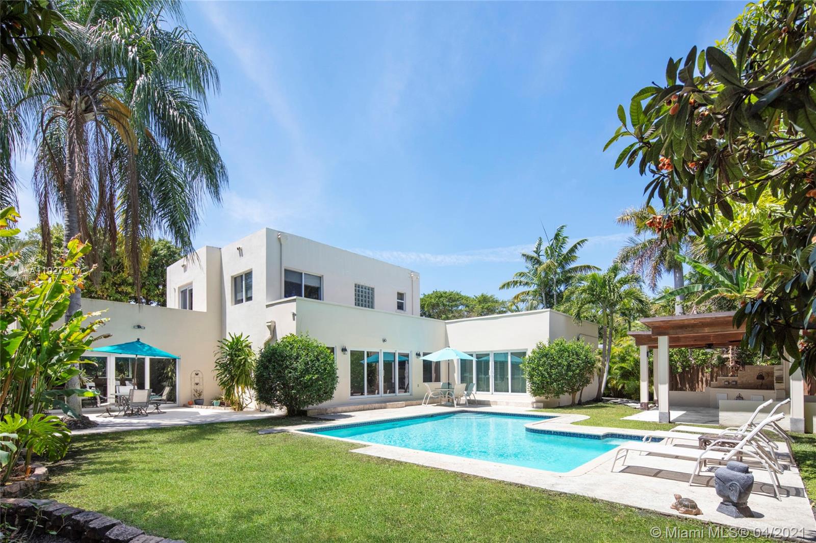 3013 Kirk St Coconut Grove, FL 33133