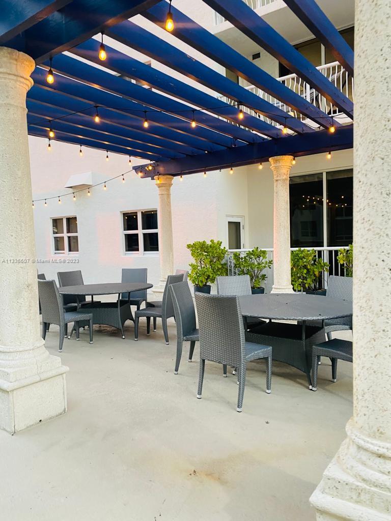 image The Club at Brickell Bay16