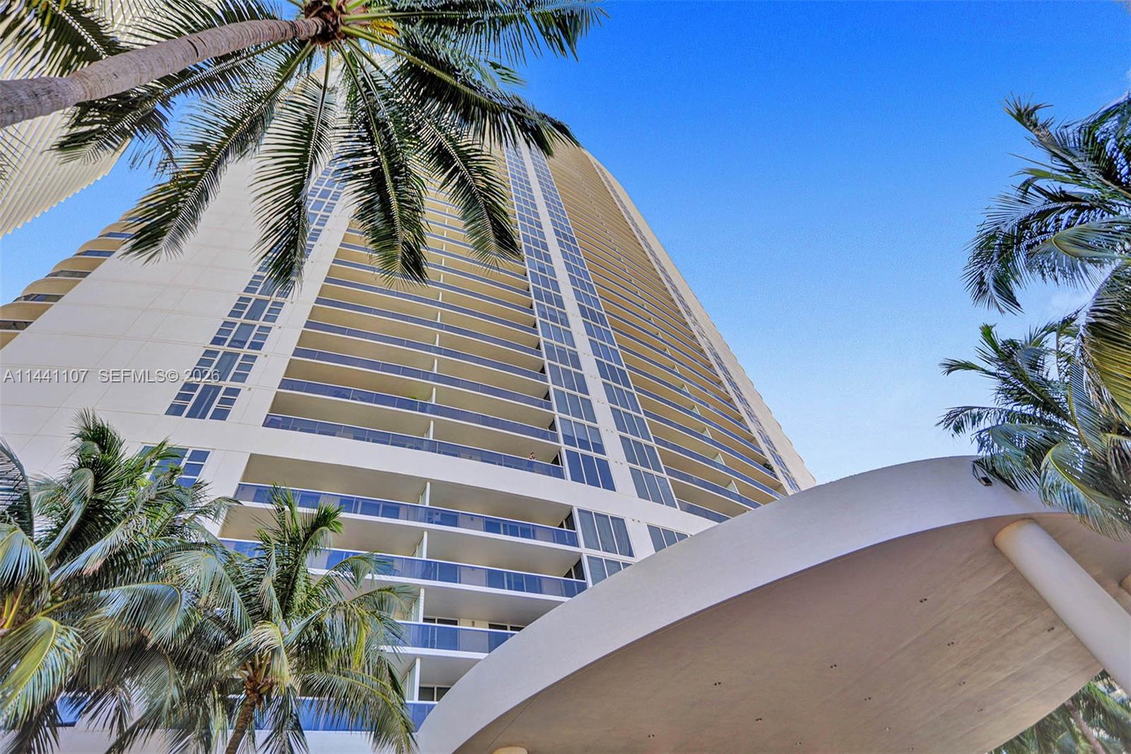 image Beach Club 147