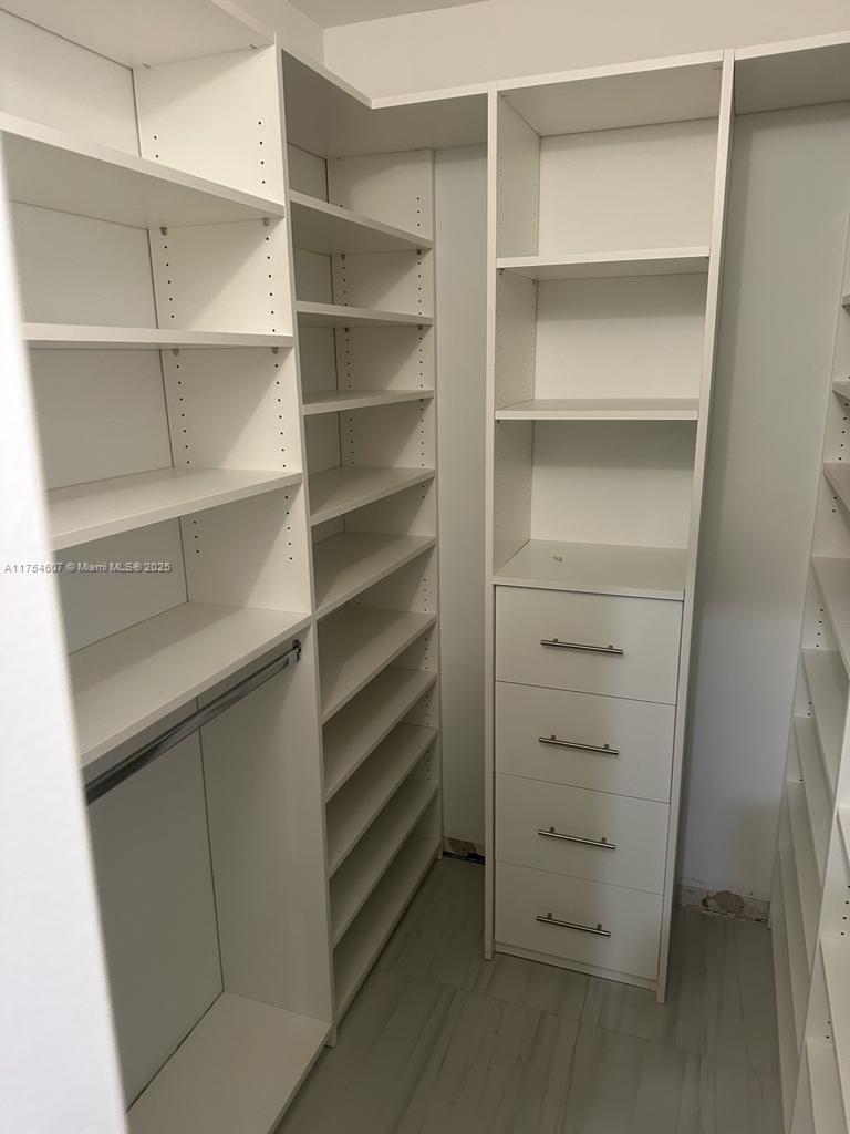 image Royal Garden14