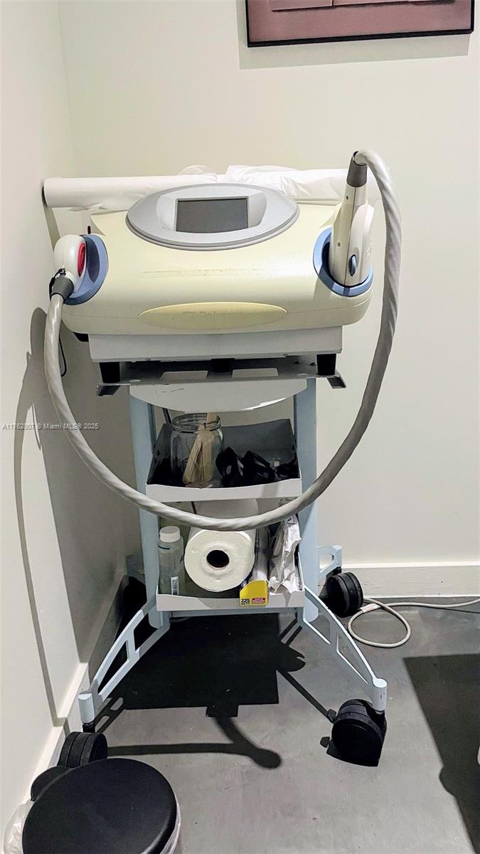 SPA in Brickell Ave For Lease ,, FL 33131