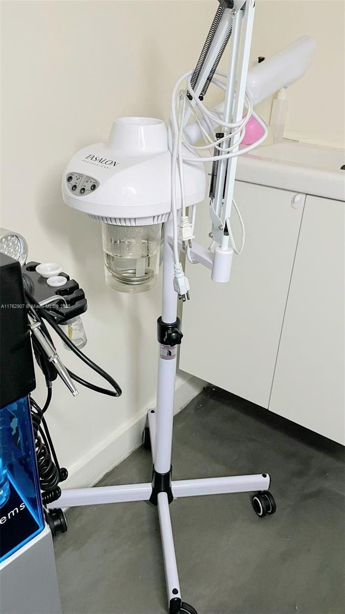 SPA in Brickell Ave For Lease ,, FL 33131