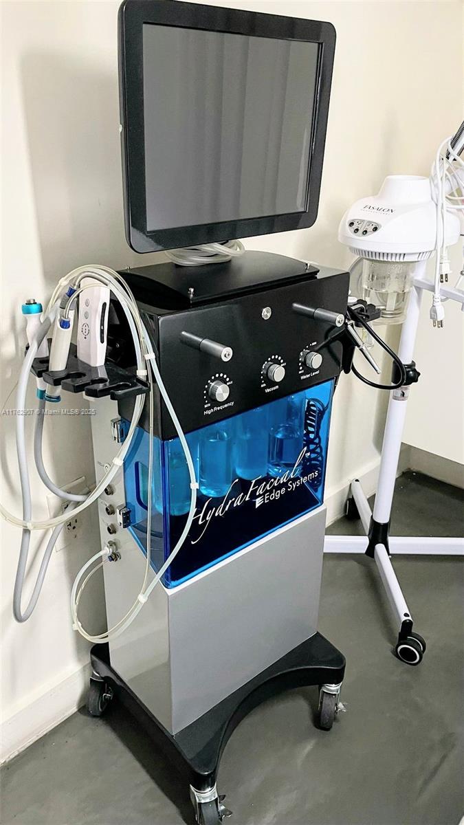 SPA in Brickell Ave For Lease ,, FL 33131