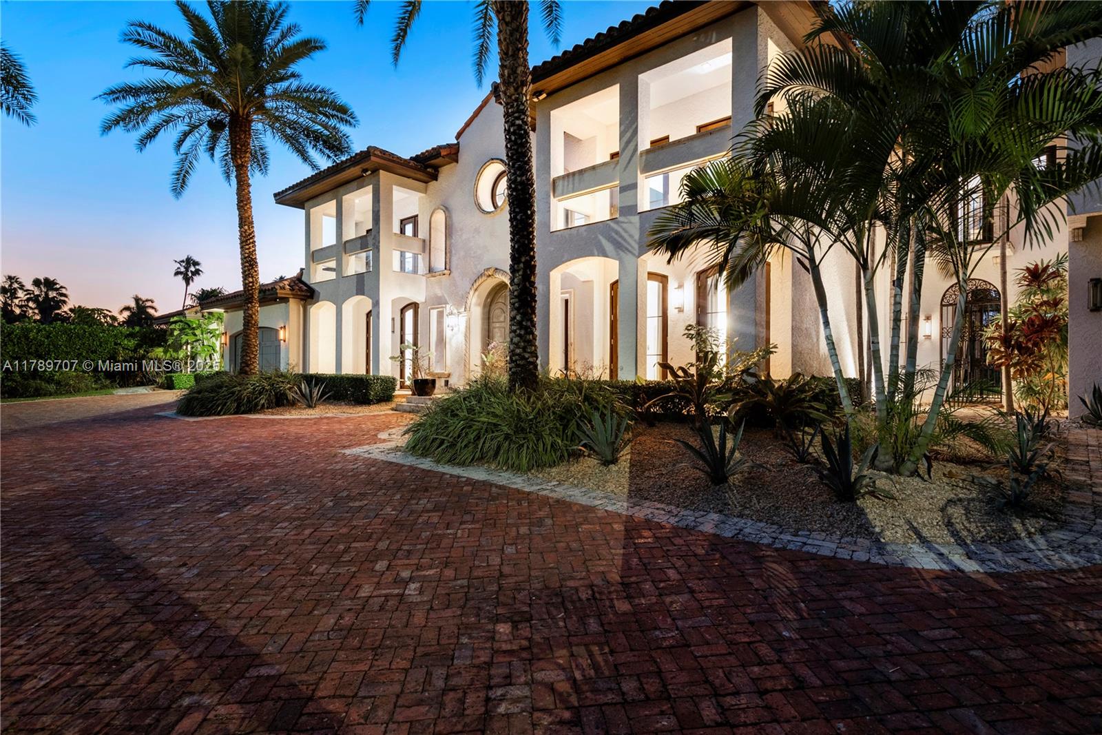 1201 NE 83rd St Miami, FL 33138