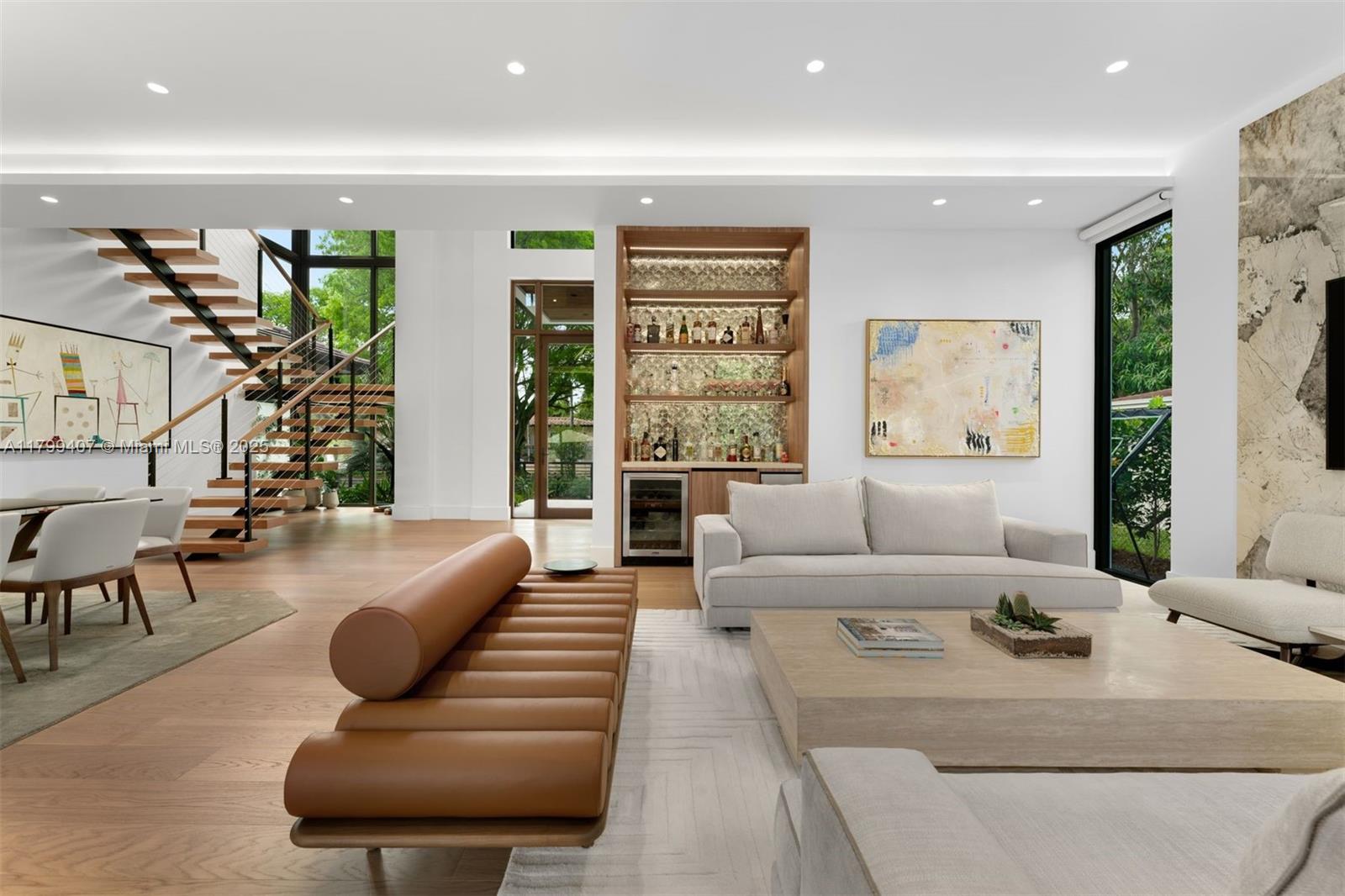 2323 SW 2nd Ave Miami, FL 33129