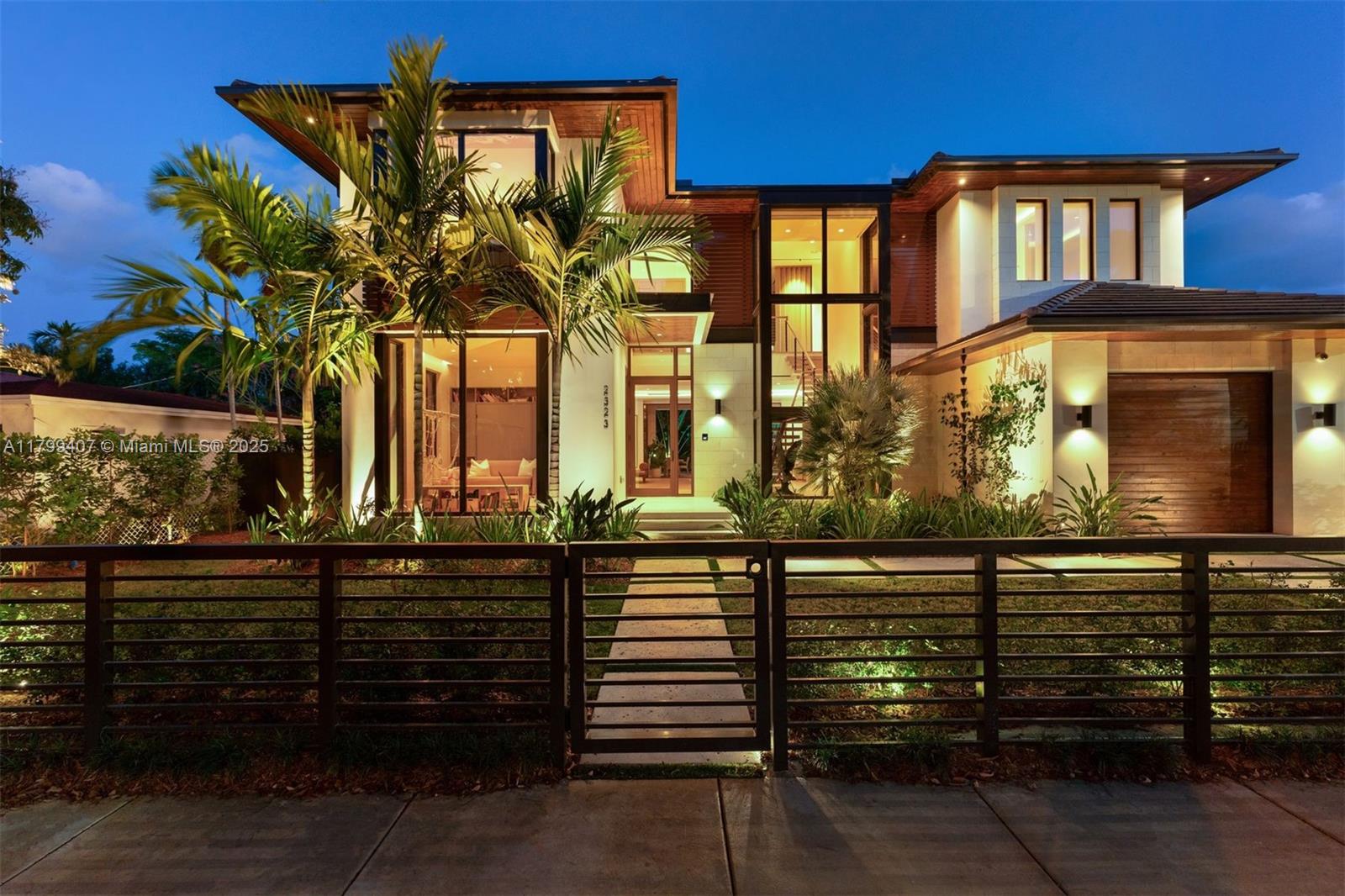 2323 SW 2nd Ave Miami, FL 33129