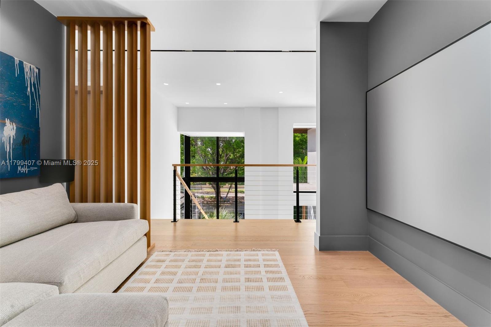 2323 SW 2nd Ave Miami, FL 33129