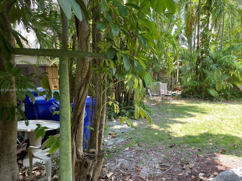 2975 Shipping Ave,Coconut Grove, FL 33133