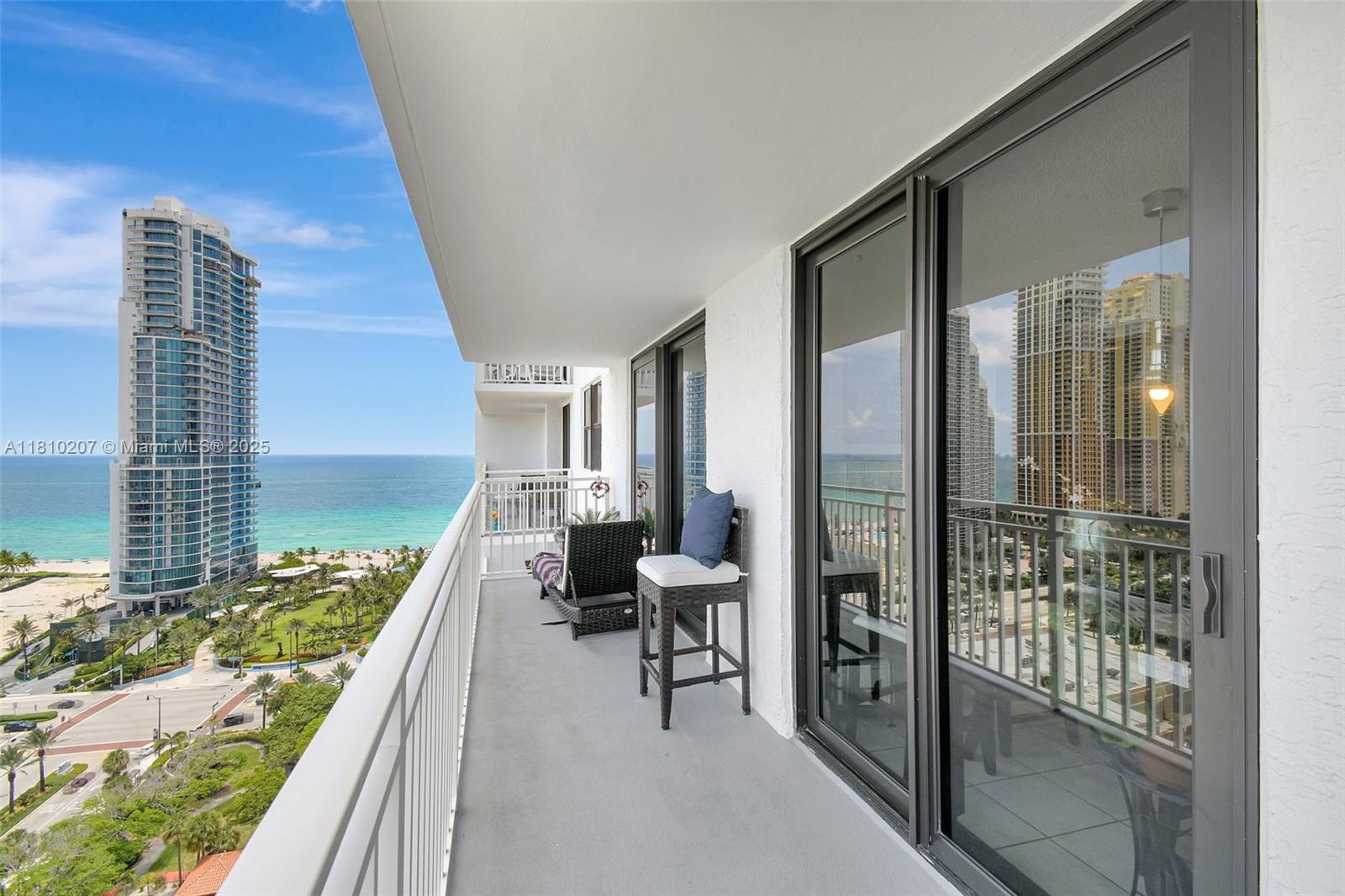 image Winston Towers 60022