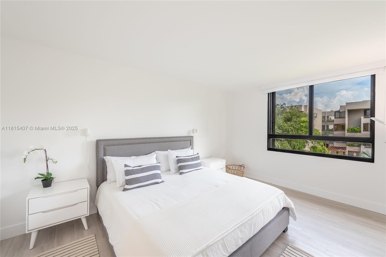 image KEY COLONY NO 4 CONDO10