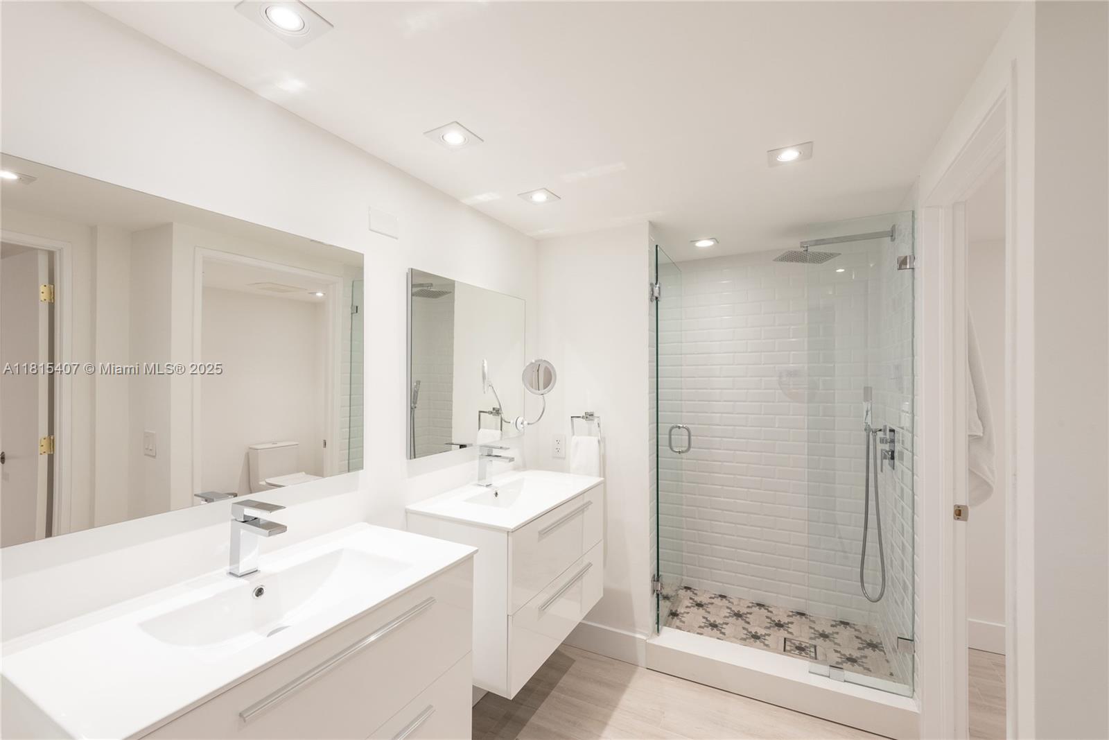 image KEY COLONY NO 4 CONDO14