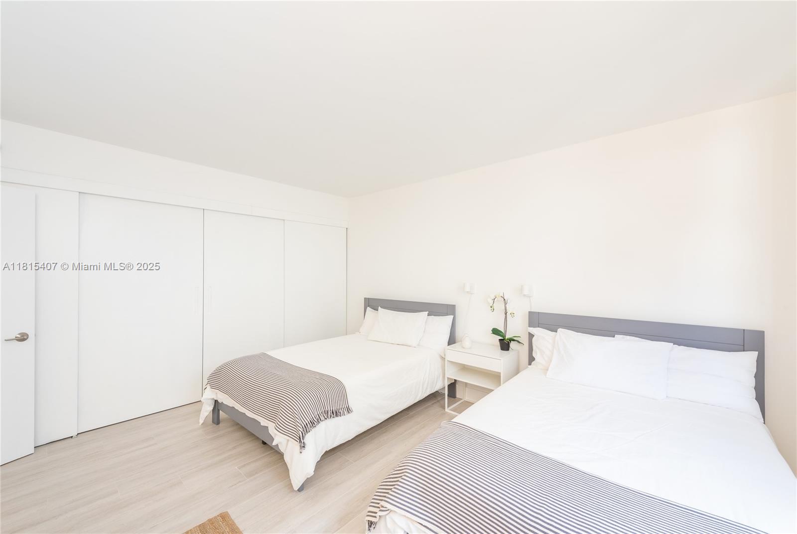 image KEY COLONY NO 4 CONDO16