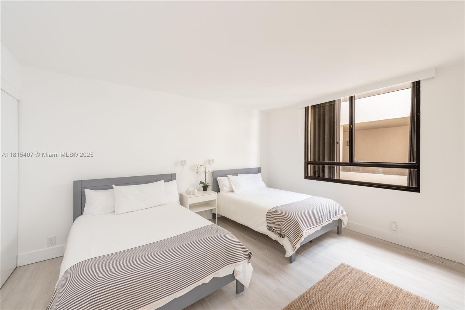 image KEY COLONY NO 4 CONDO17