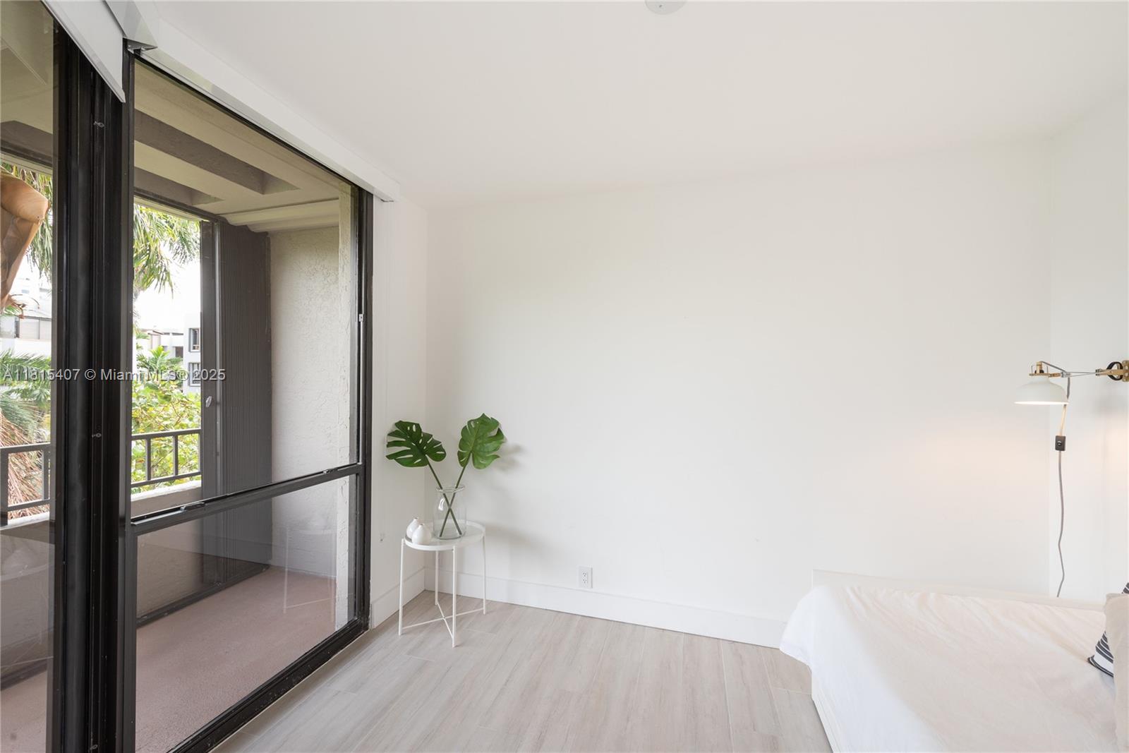 image KEY COLONY NO 4 CONDO21