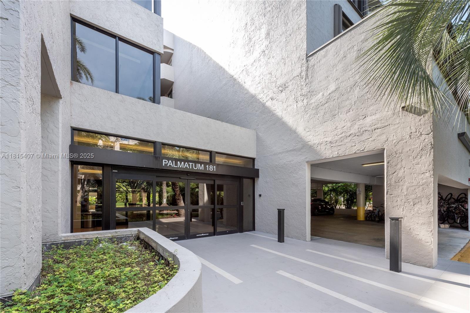 image KEY COLONY NO 4 CONDO25