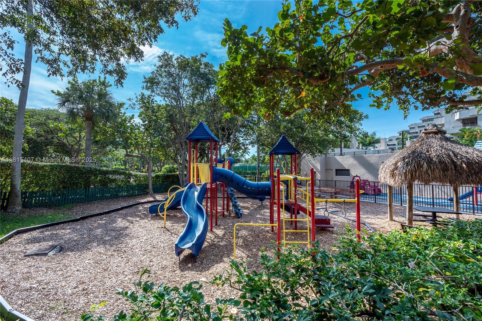 image KEY COLONY NO 4 CONDO27