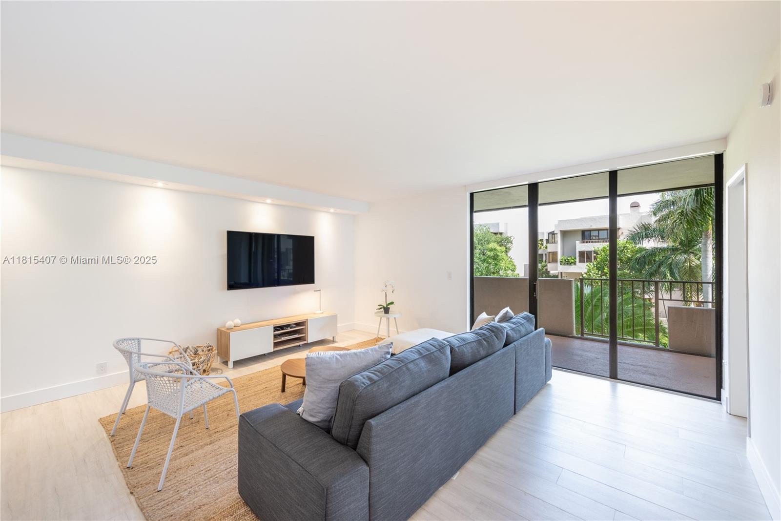 image KEY COLONY NO 4 CONDO2