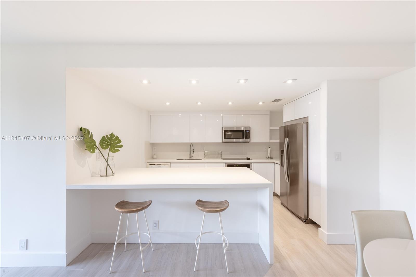 image KEY COLONY NO 4 CONDO7