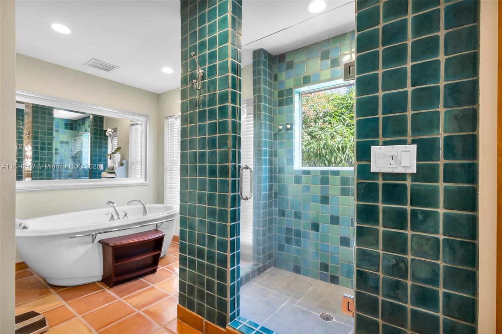 12831 Inshore Dr Palm Beach Gardens, FL 33410 12831 Inshore Dr Palm Beach Gardens, FL 33410