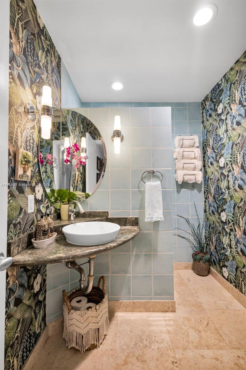 12831 Inshore Dr Palm Beach Gardens, FL 33410 12831 Inshore Dr Palm Beach Gardens, FL 33410