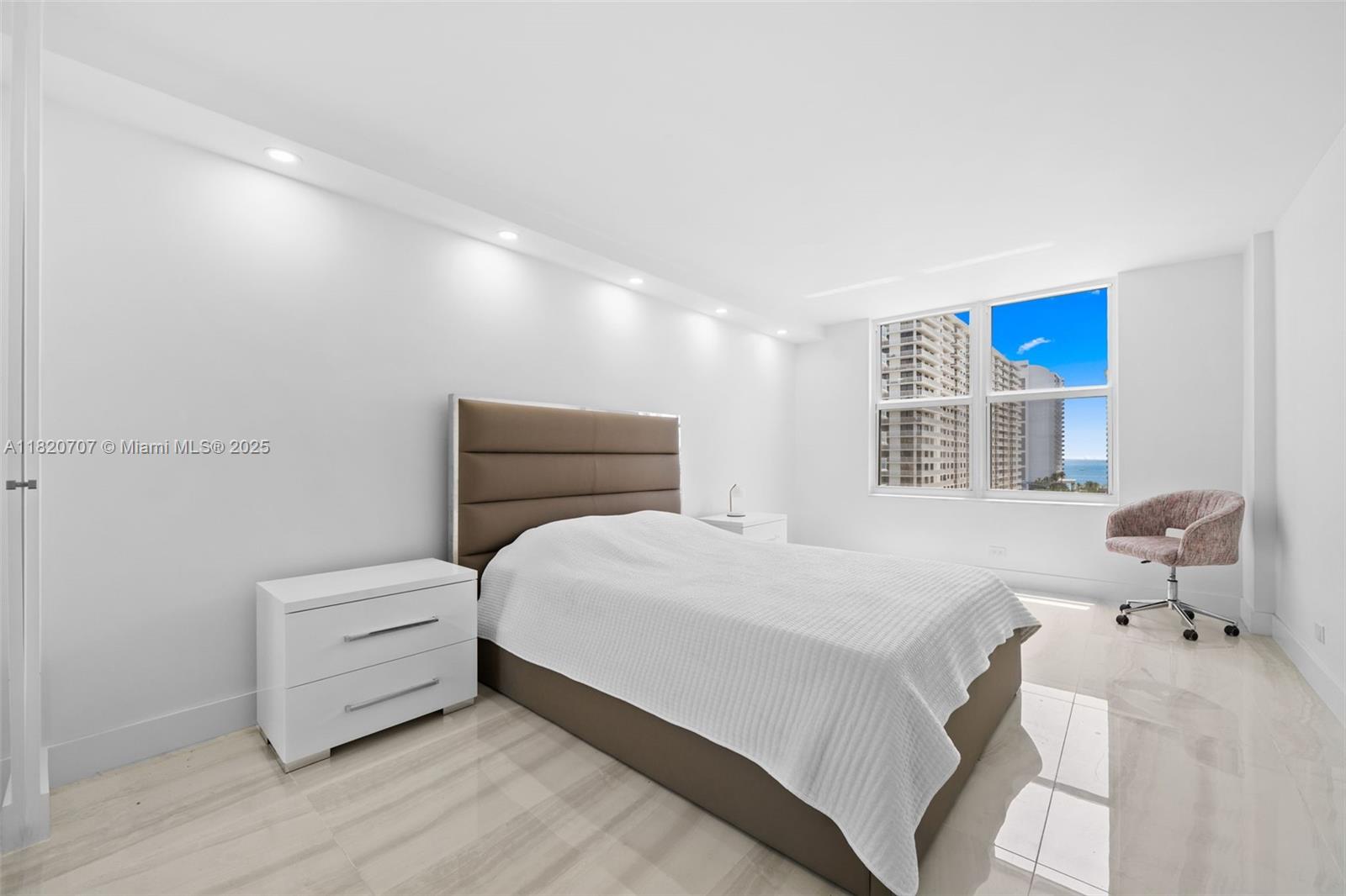 image Winston Towers 30019