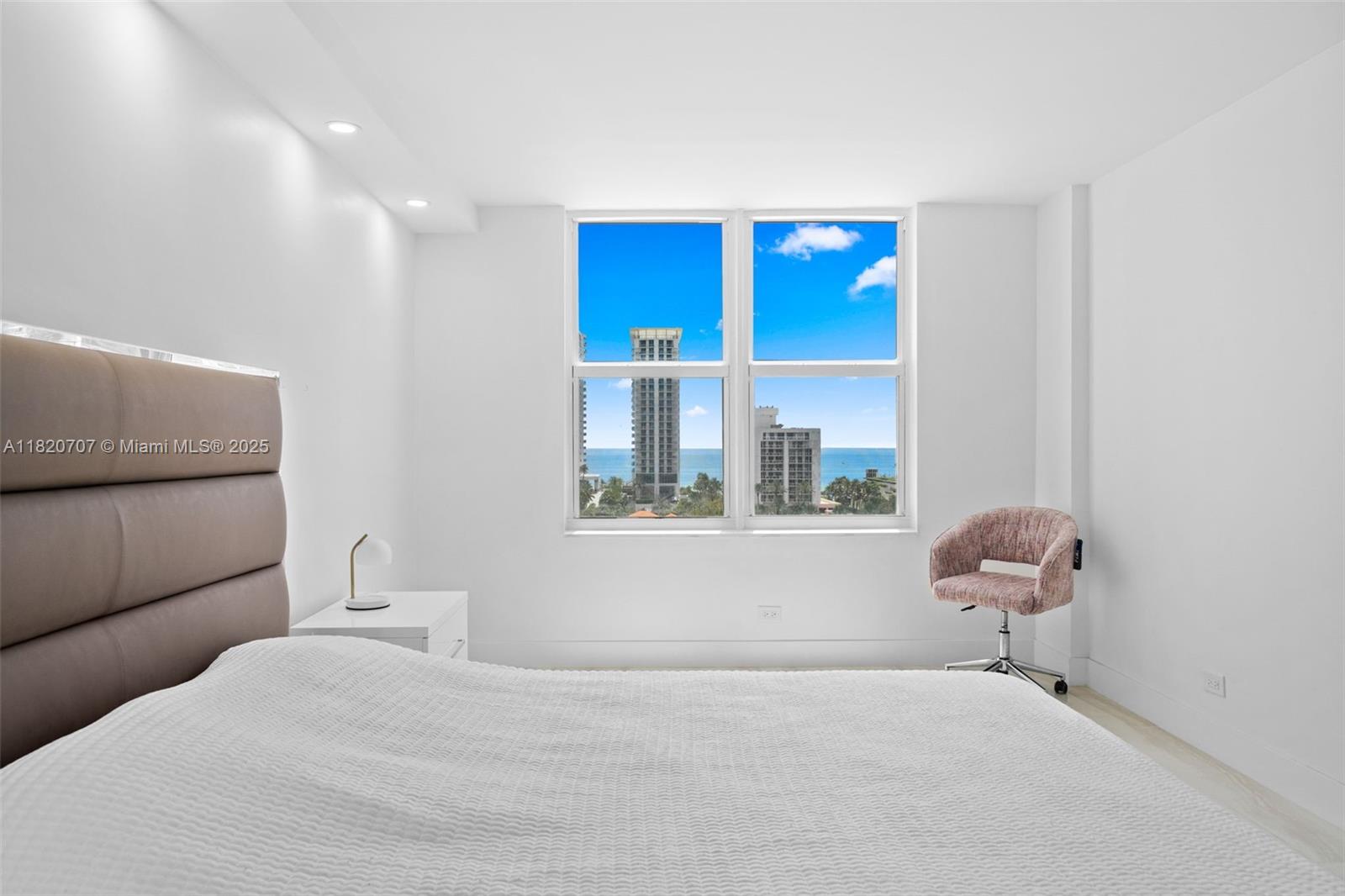 image Winston Towers 30020
