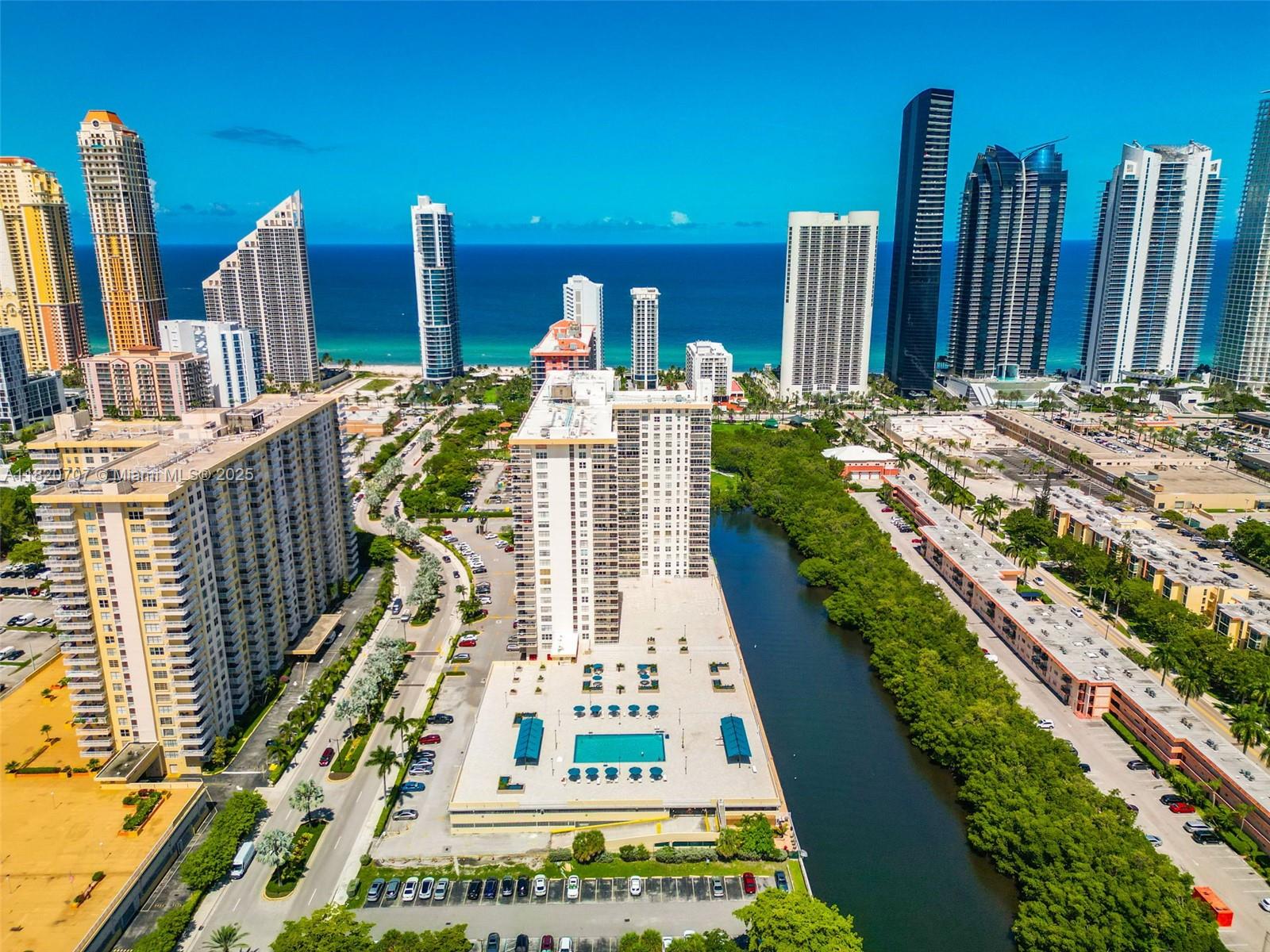 image Winston Towers 30038