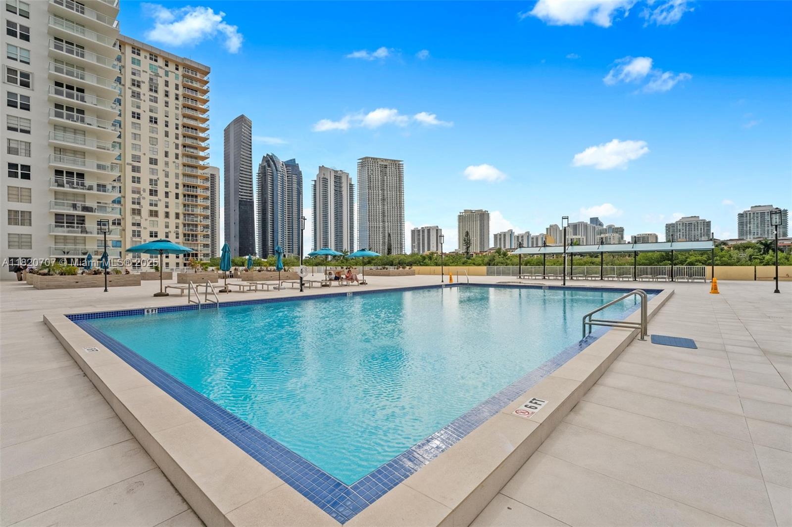 image Winston Towers 30040
