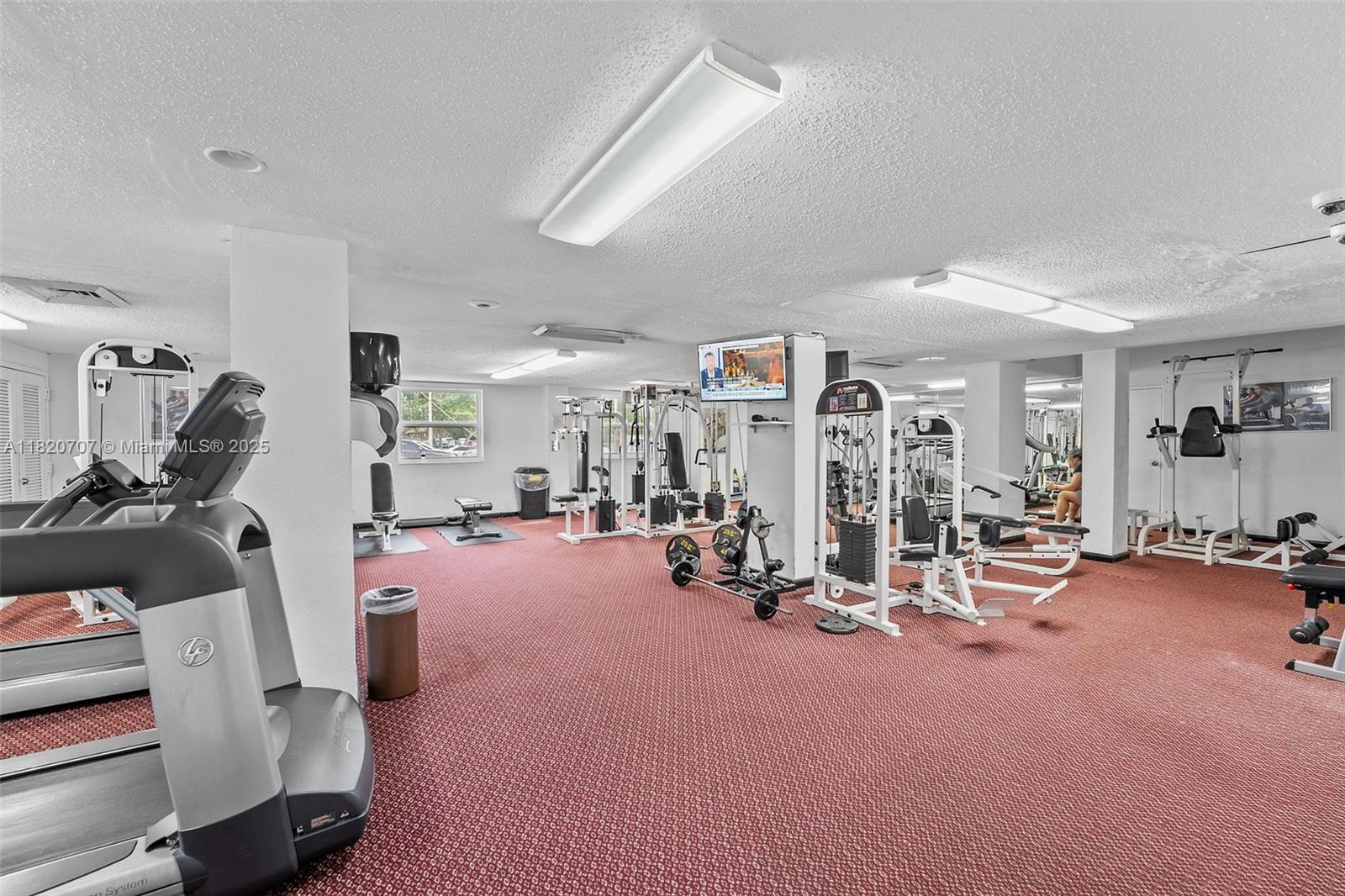 image Winston Towers 30042