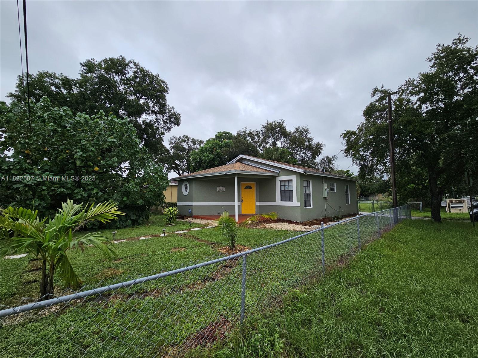 800 NW 15th Ave,Fort Lauderdale, FL 33311