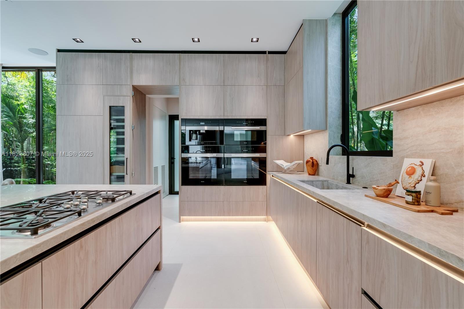 2800 Calusa St Miami, FL 33133